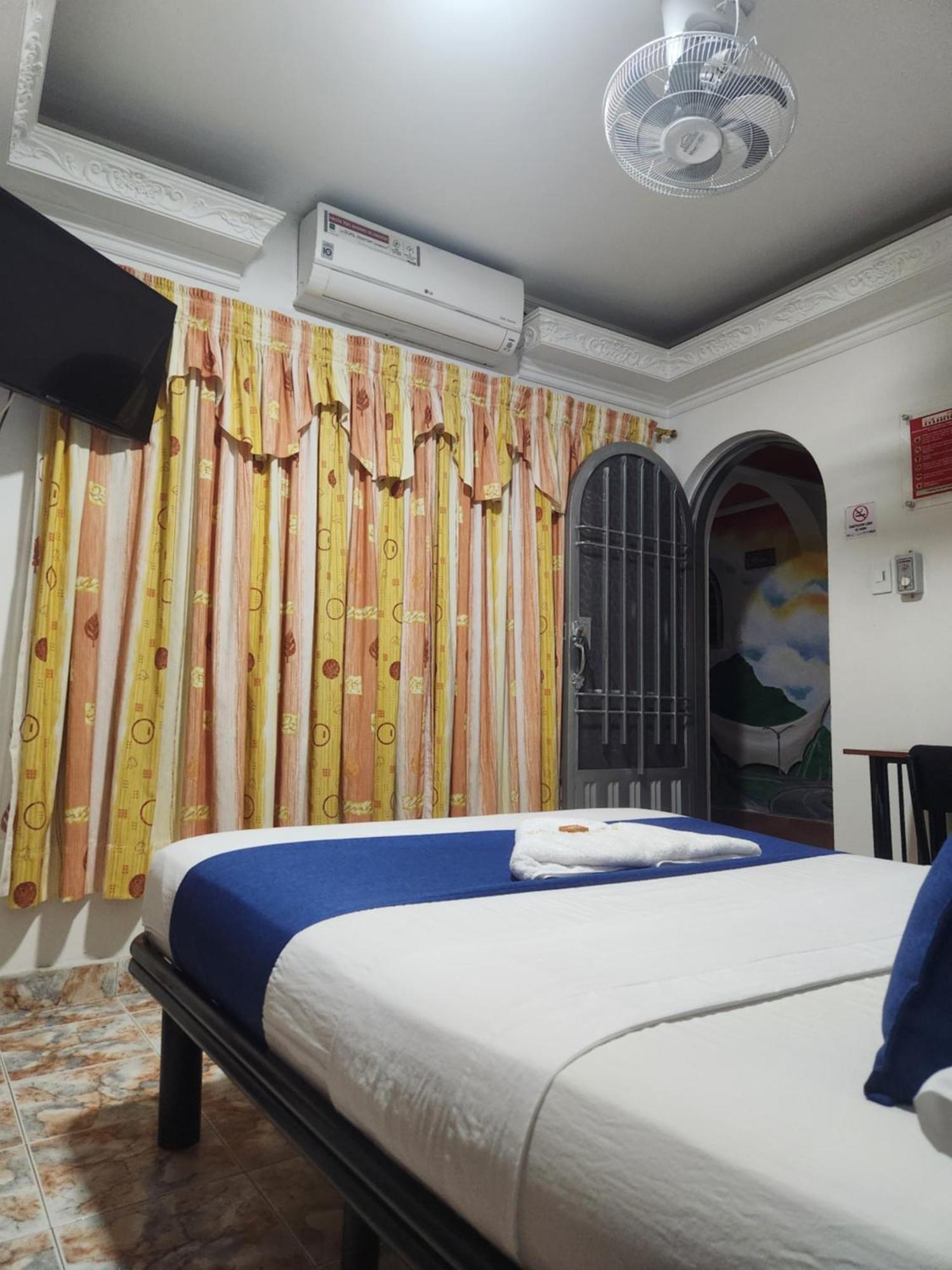Hotel Manoa Cucuta Bagian luar foto